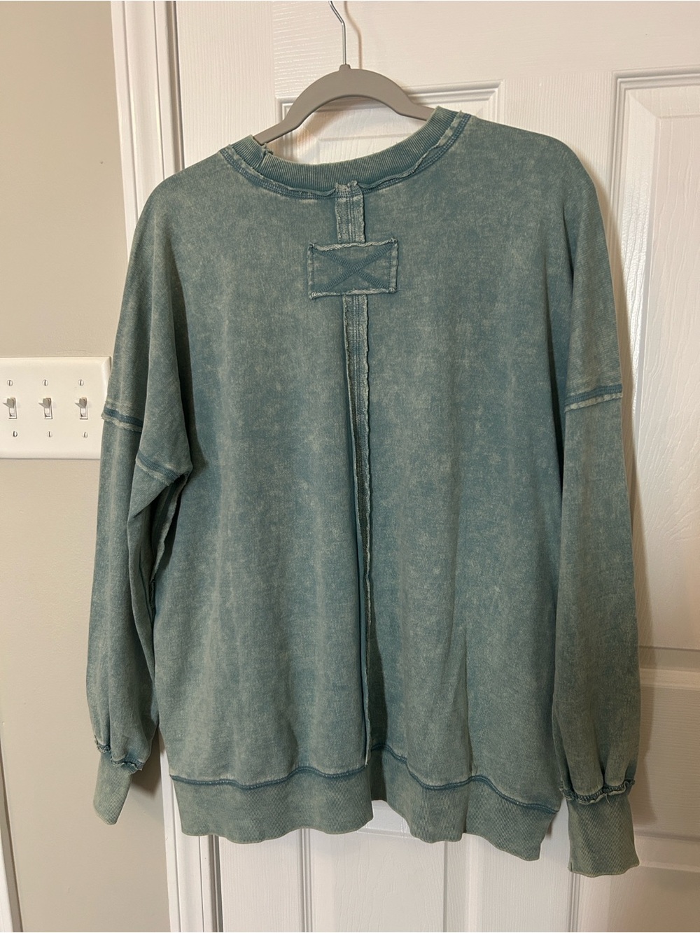 NEW!! RC Co. Washed Teal Crewneck Sweatshirt - Picture 4 of 4